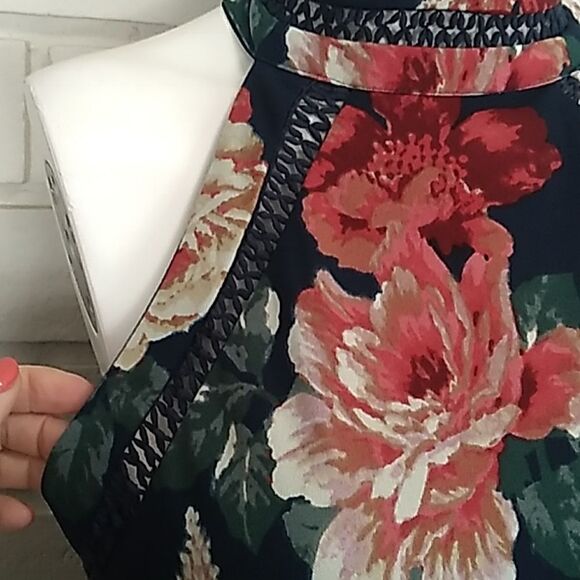 B. Darlin Navy Blue Floral Lace Fit & Flare Formal Vibrant Dress. Size 11/12 - Picture 5 of 13